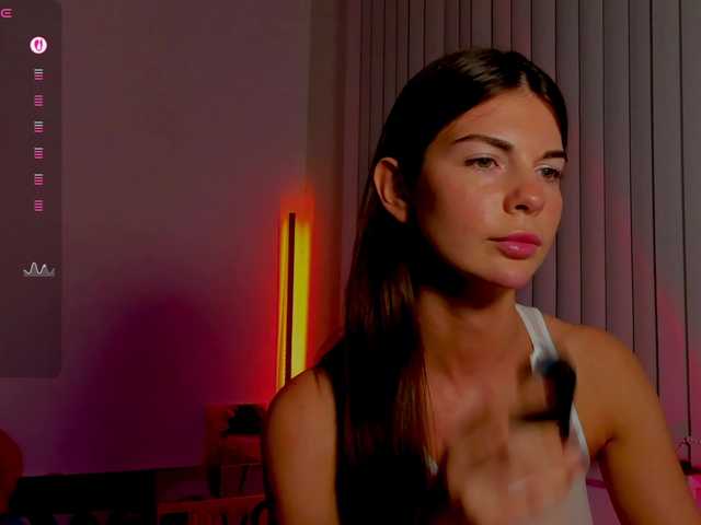 andrea-tasty live cam on BongaCams