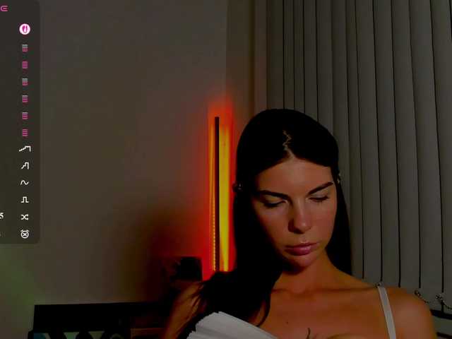 andrea-tasty live cam on BongaCams