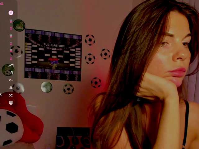 andrea-tasty live sex show