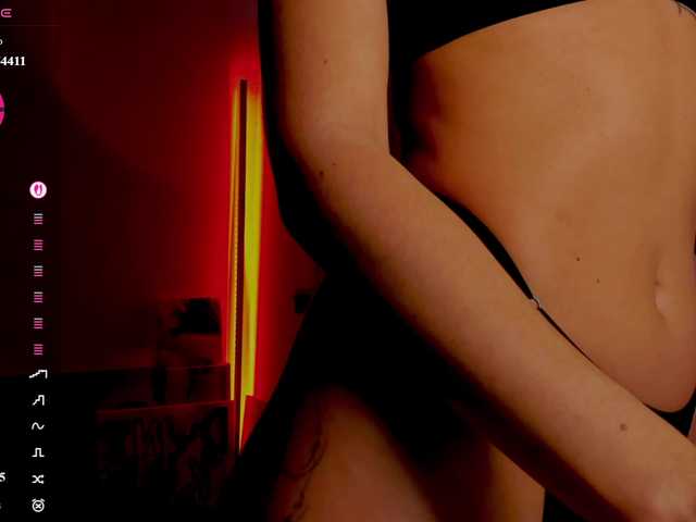 andrea-tasty live cam on BongaCams