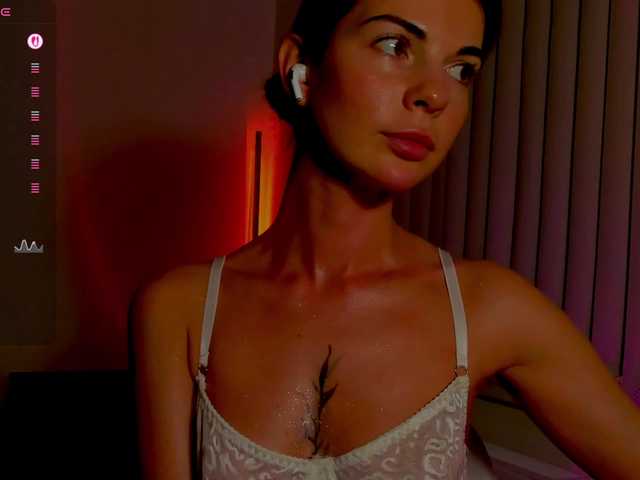 andrea-tasty live cam on BongaCams
