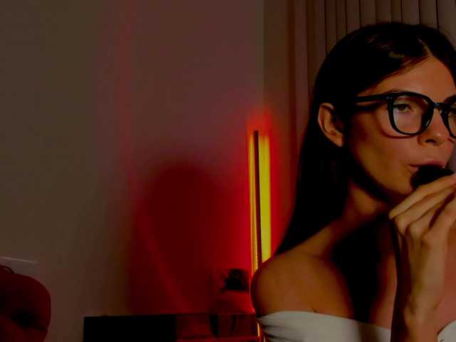 andrea-tasty live cam on BongaCams