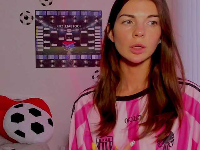 andrea-tasty live sex show