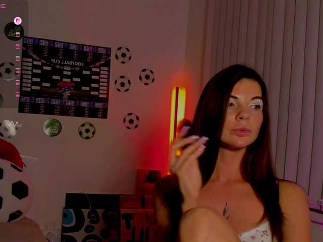 andrea-tasty live sex show