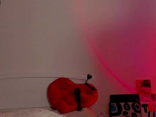 AndreaBlossom live webcam show
