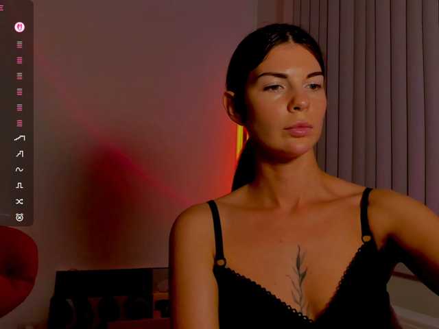 AndreaBlossom live cam preview