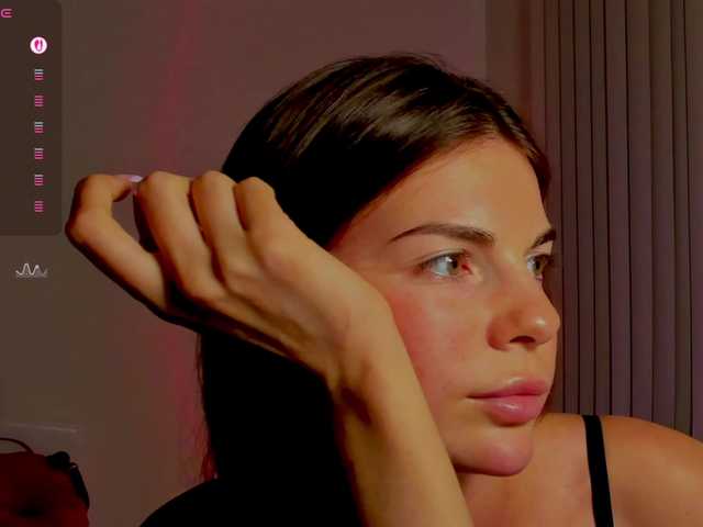 andrea-tasty live cam on BongaCams