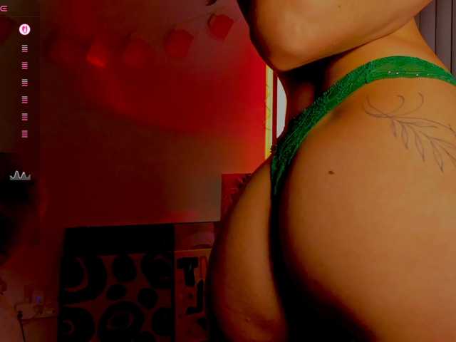 andrea-tasty live cam on BongaCams