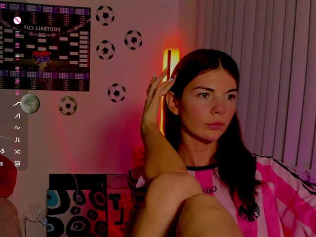 andrea-tasty live cam on BongaCams