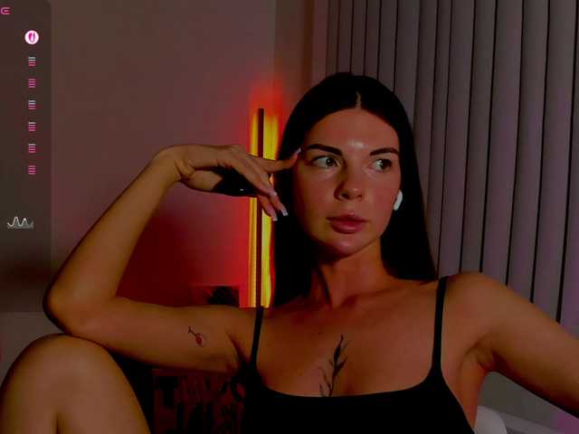 andrea-tasty live cam on BongaCams