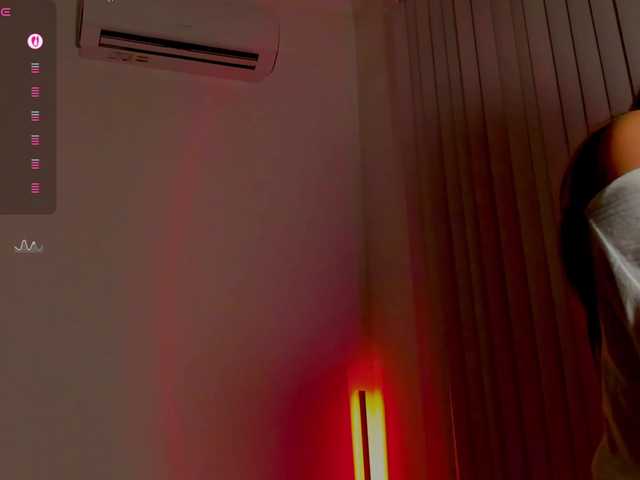 andrea-tasty live cam on BongaCams
