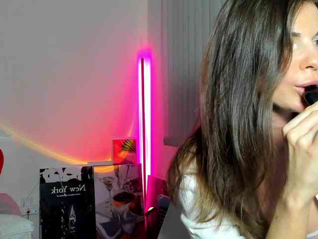 AndreaBlossom webcam