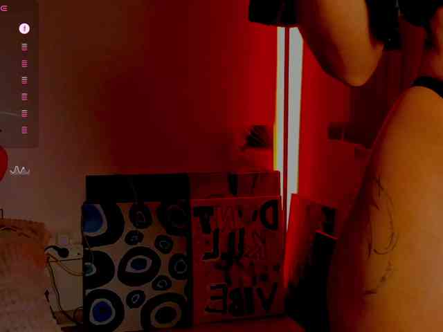 AndreaBlossom webcam
