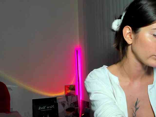 AndreaBlossom webcam
