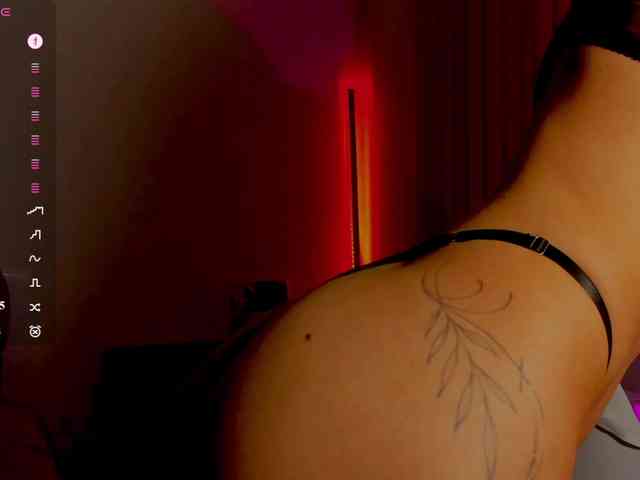AndreaBlossom webcam