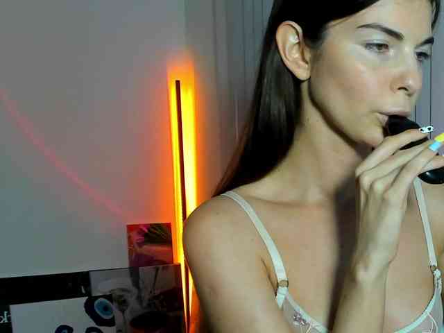 AndreaBlossom webcam