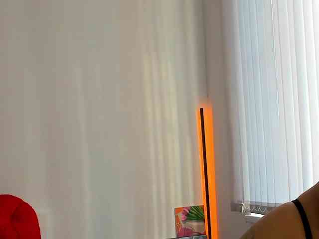 AndreaBlossom webcam