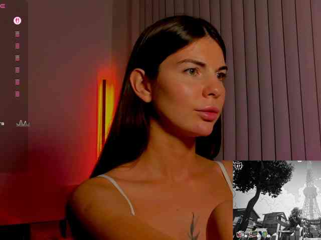 Model: AndreaBlossom