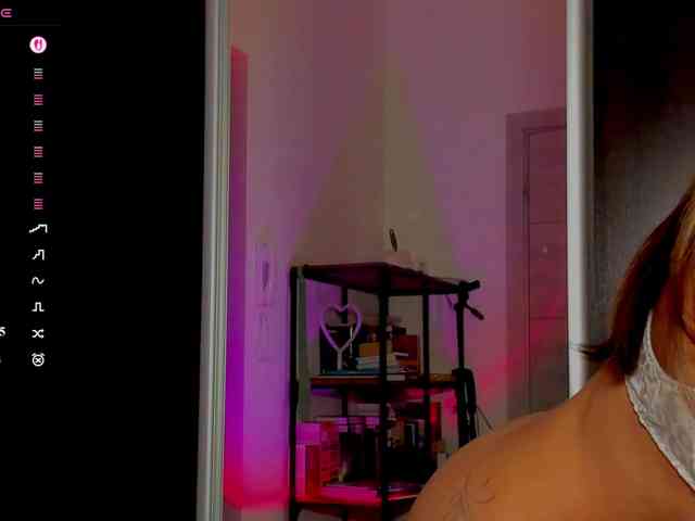 AndreaBlossom webcam