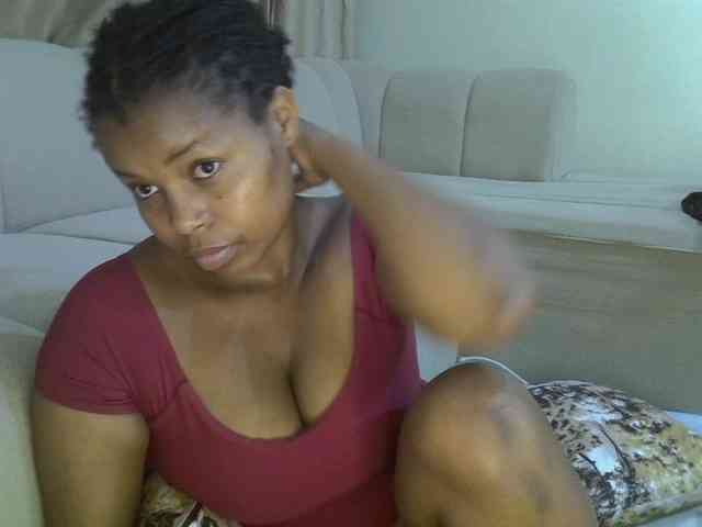 Misszarah webcam