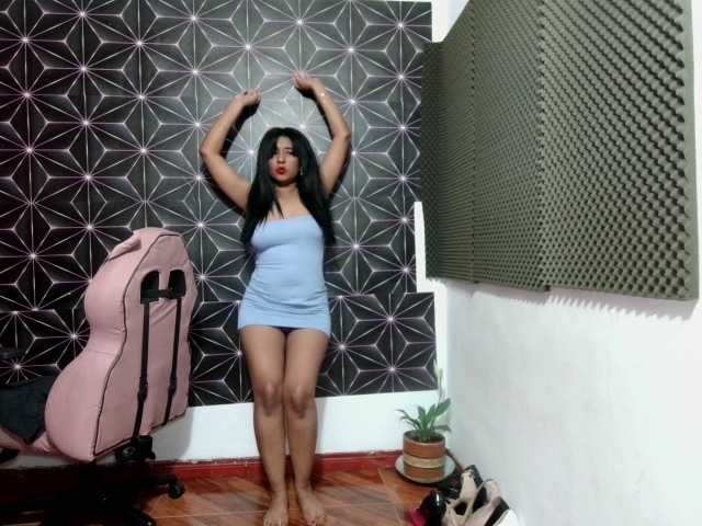 Sofipantyhot live cam on UnifiedCams