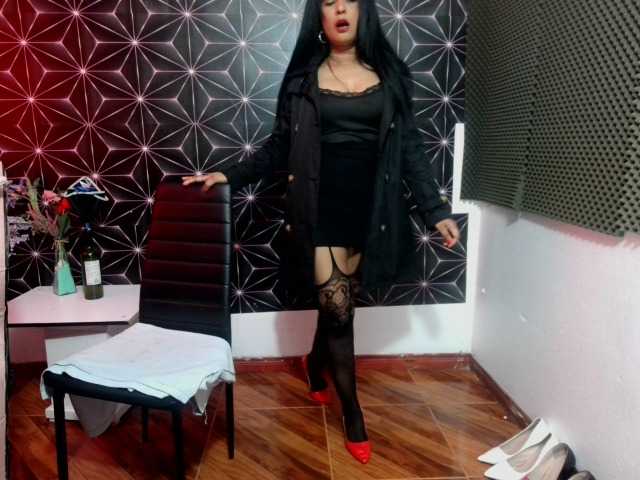 Sofipantyhot live cam on BongaCams
