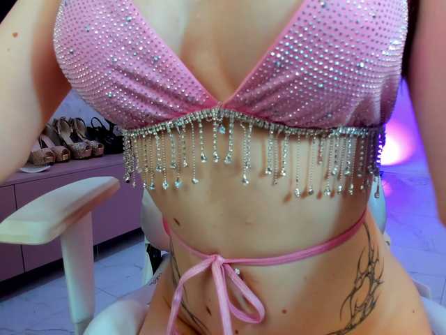 YannaMiana live cam on BongaCams