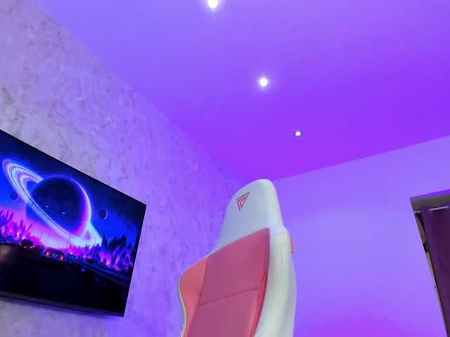 YannaMiana live cam preview