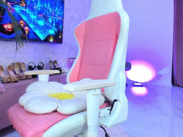 YannaMiana, en directo ahora en BongaCams
