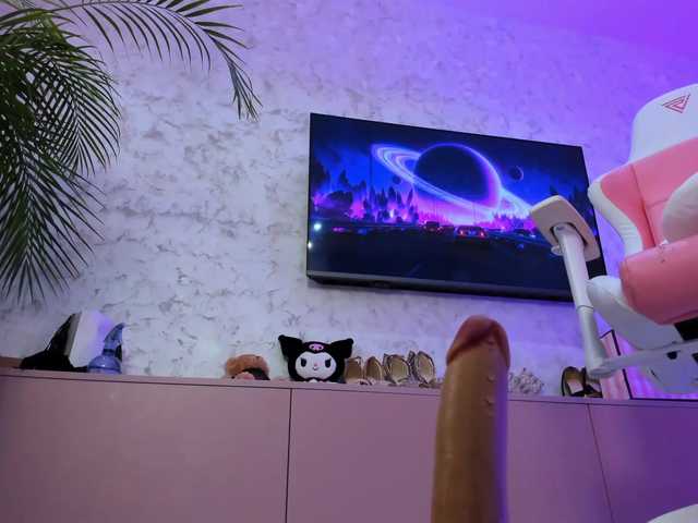 YannaMiana live cam on BongaCams
