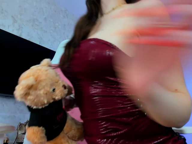 YannaMiana live cam preview