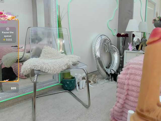 YannaMiana live cam on BongaCams
