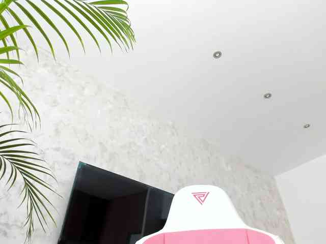 YannaMiana webcam