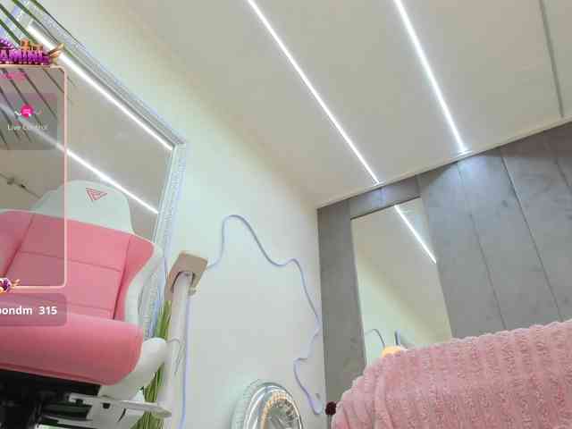 YannaMiana webcam