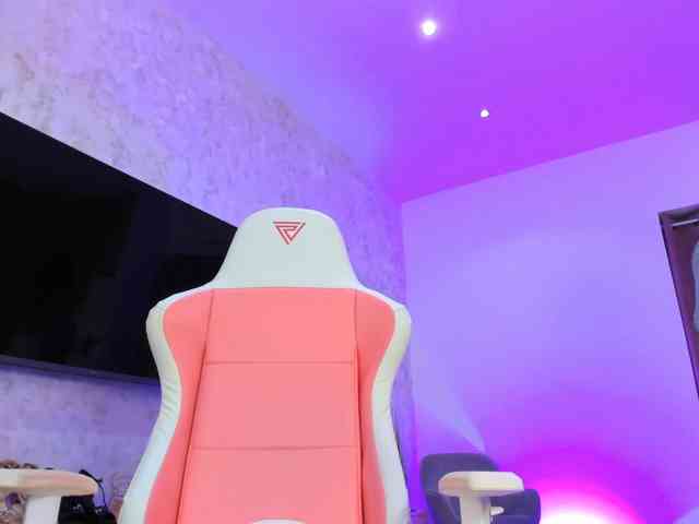 YannaMiana webcam