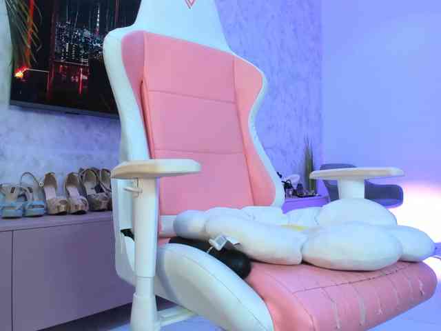 YannaMiana webcam