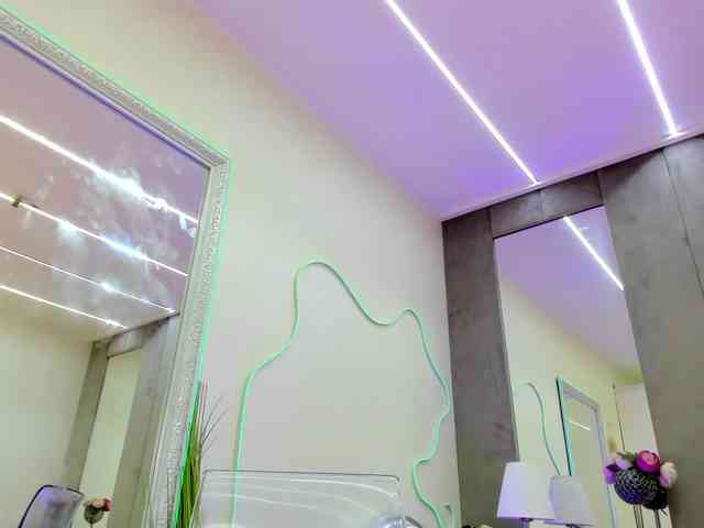 YannaMiana webcam