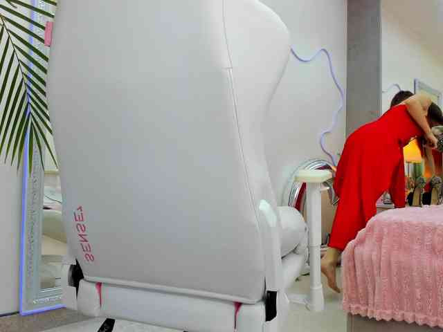 YannaMiana webcam