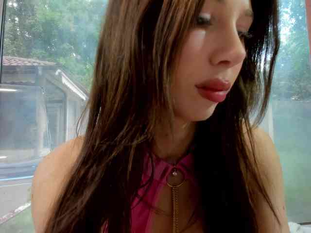 YannaMiana webcam