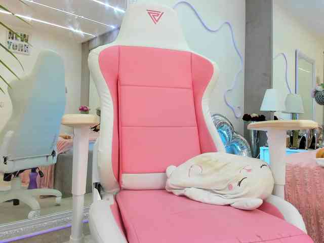 YannaMiana webcam