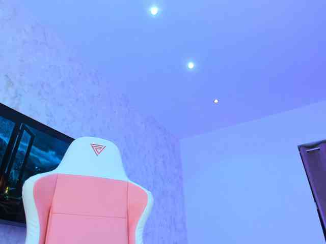 YannaMiana webcam