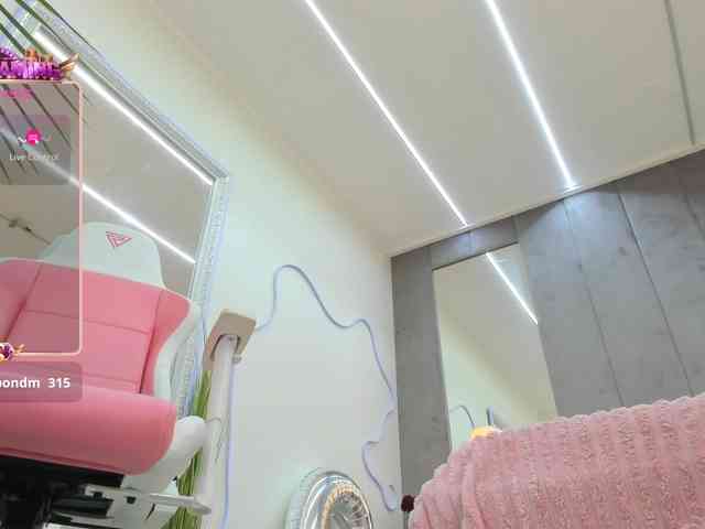 YannaMiana webcam