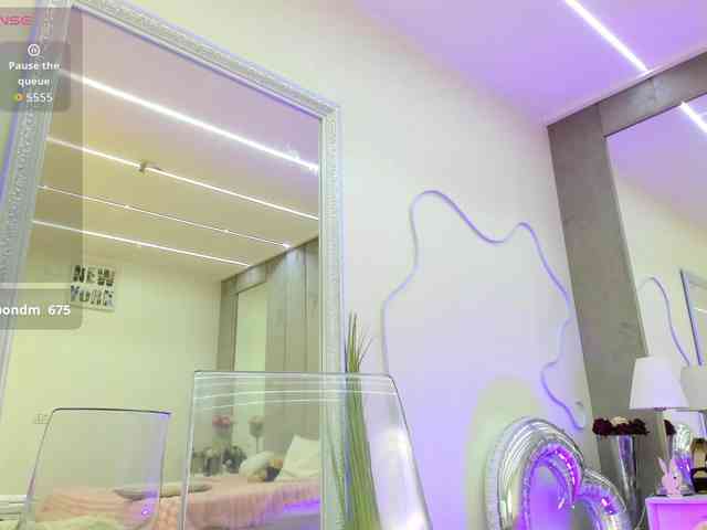 YannaMiana webcam