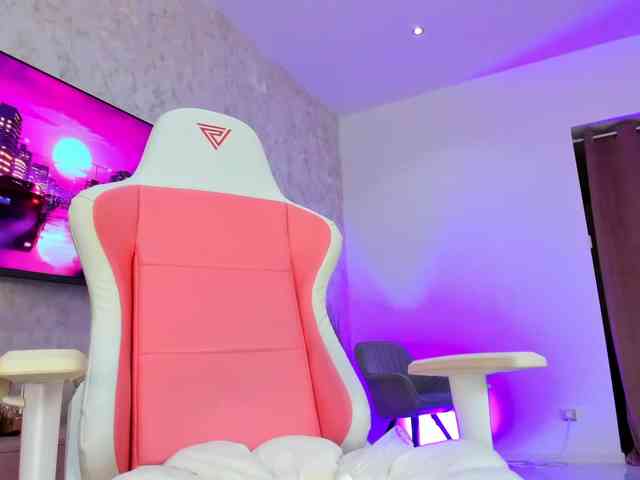 YannaMiana webcam