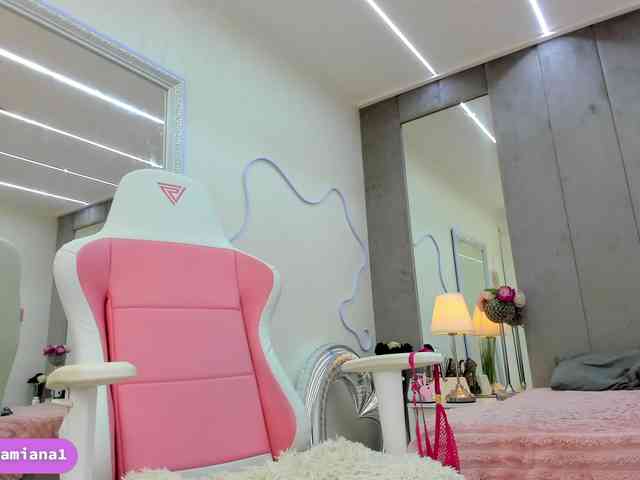 YannaMiana webcam