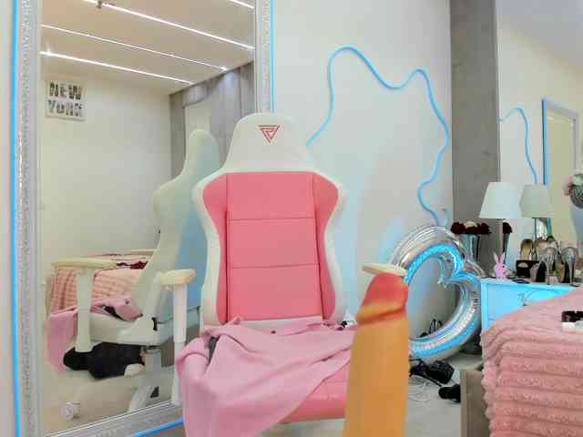 YannaMiana webcam