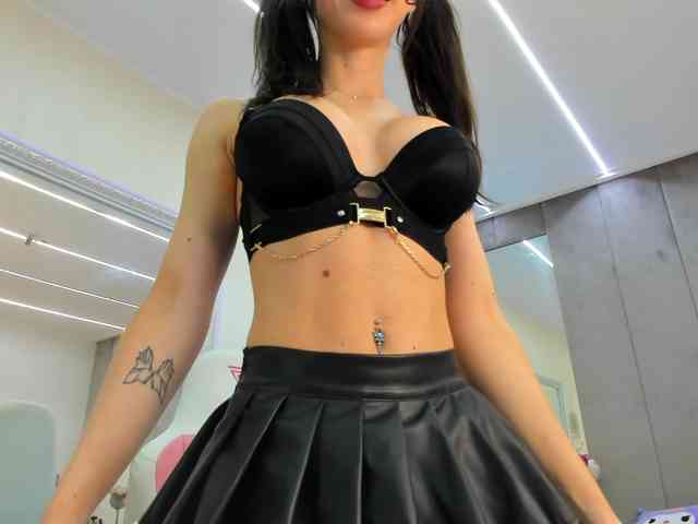 YannaMiana webcam