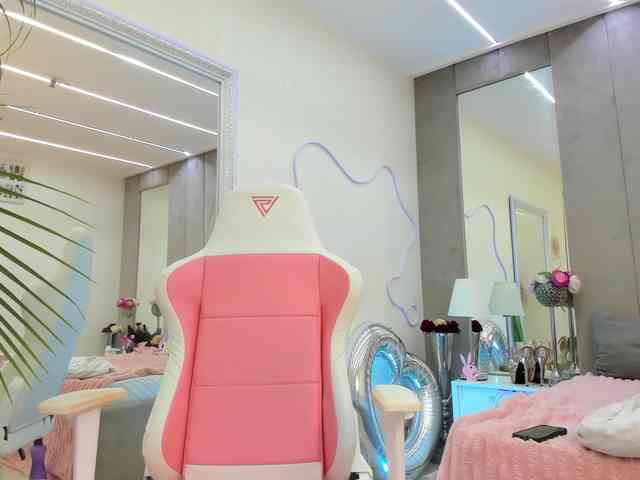 YannaMiana webcam