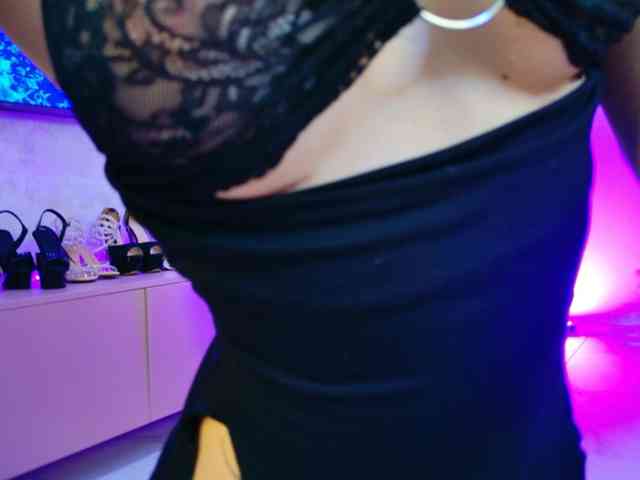 YannaMiana webcam