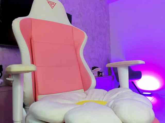 YannaMiana